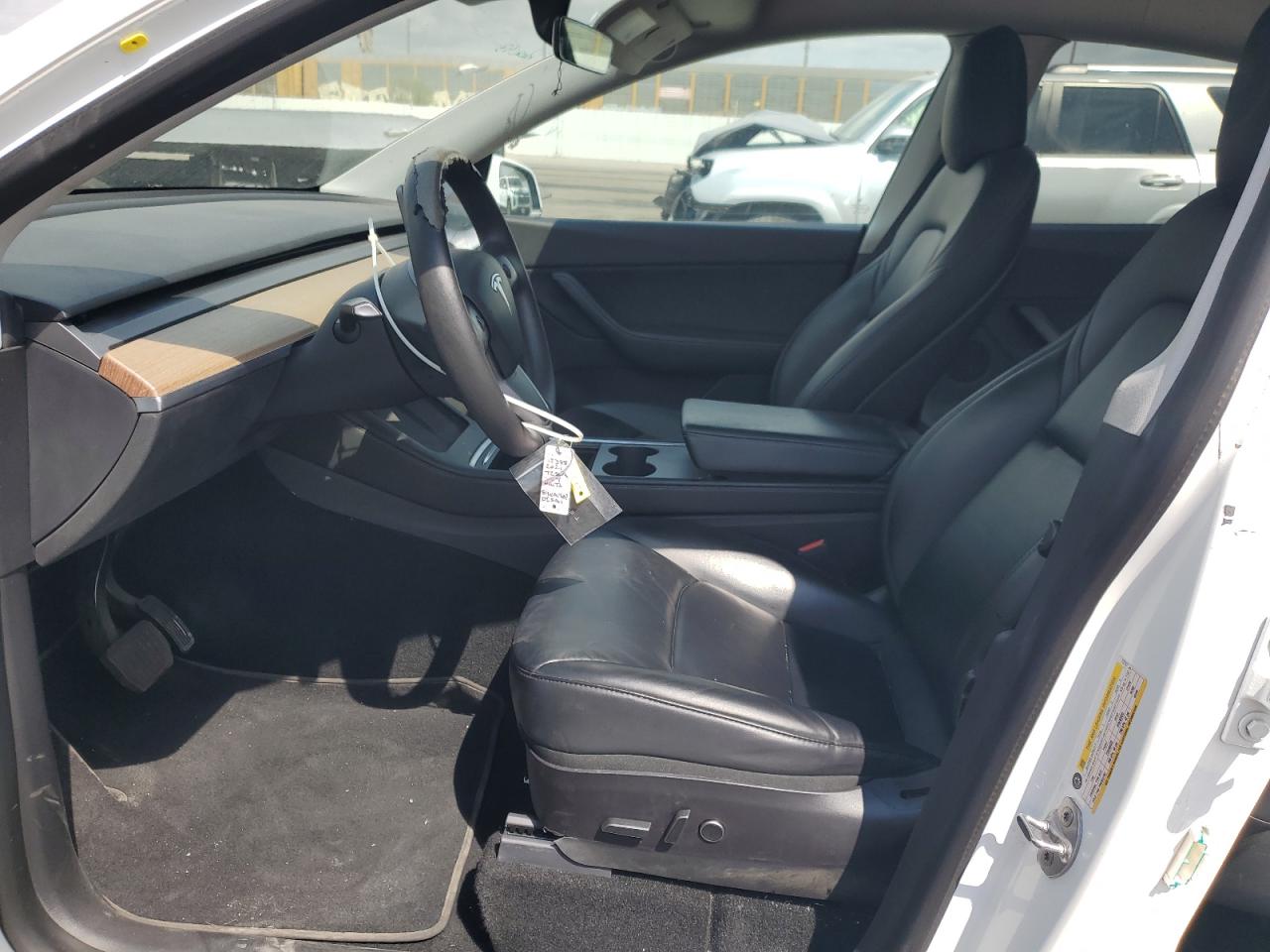 2021 Tesla Model Y VIN: 5YJYGAEE1MF272167 Lot: 71735735