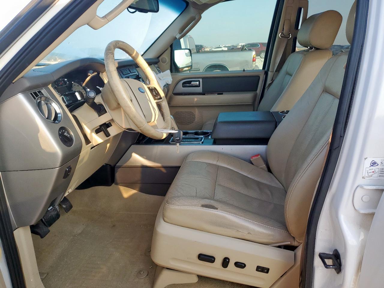 2014 Ford Expedition Xlt VIN: 1FMJU1H57EEF56259 Lot: 81415415