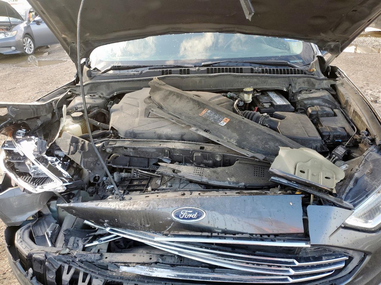 2017 Ford Fusion Titanium VIN: 3FA6P0K98HR111690 Lot: 84190795