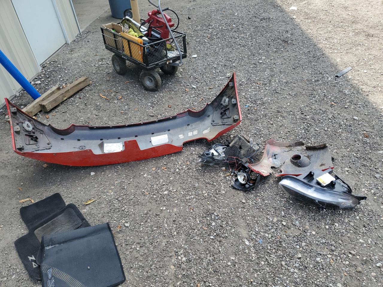 2005 BMW Z4 2.5 VIN: 4USBT33575LR71151 Lot: 86469355