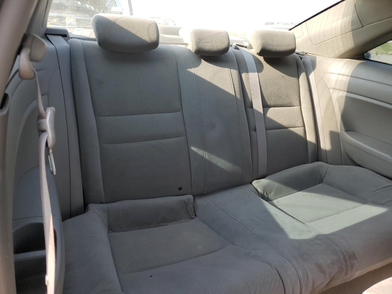 2010 Honda Civic Dx-G VIN: 2HGFG1B30AH000971 Lot: 70105215