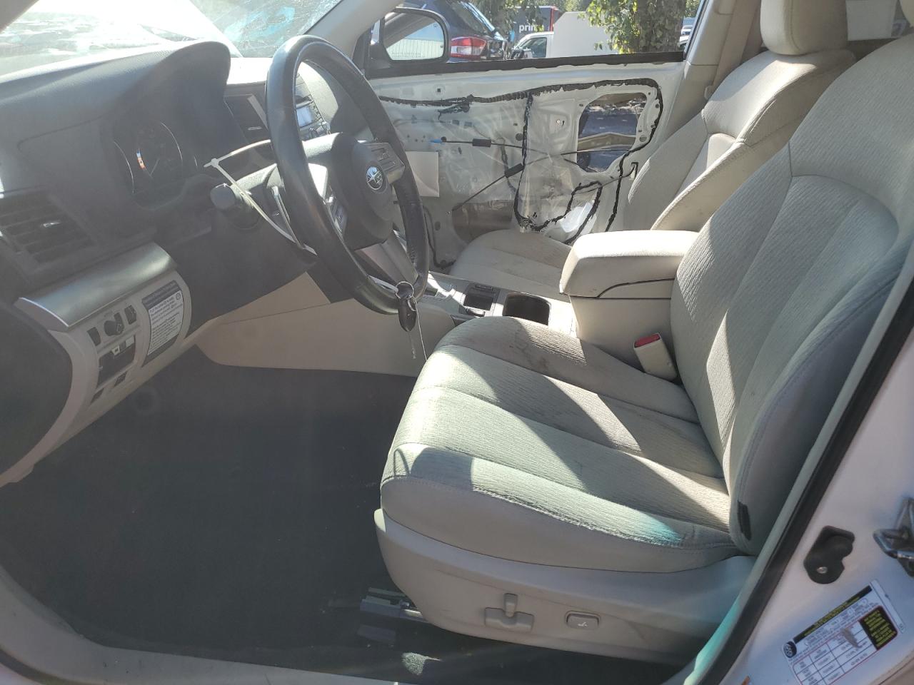 2011 Subaru Outback 2.5I Premium VIN: 4S4BRBCC7B3323216 Lot: 81079545