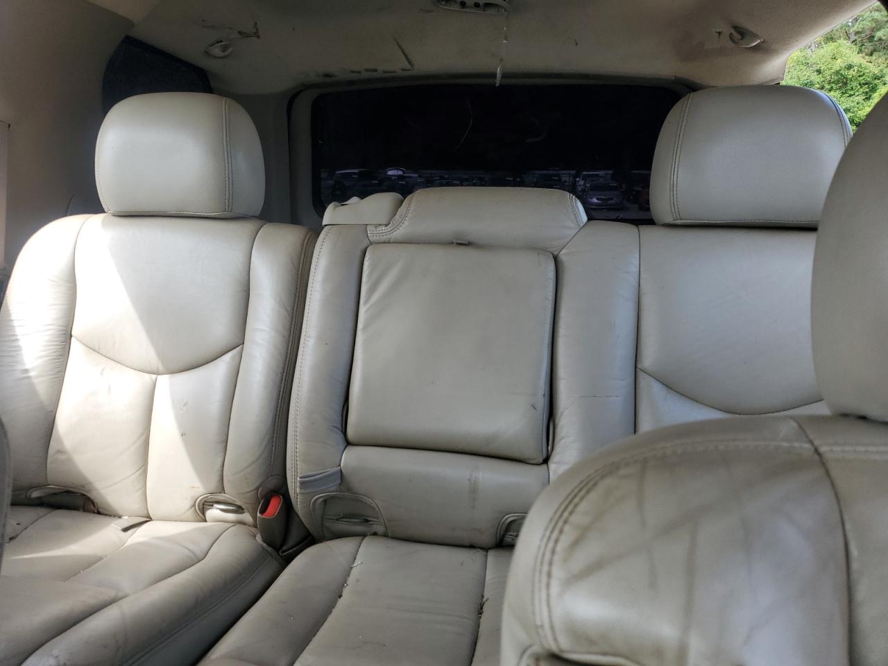 2003 Chevrolet Tahoe K1500 VIN: 1GNEK13Z23R303725 Lot: 83854395