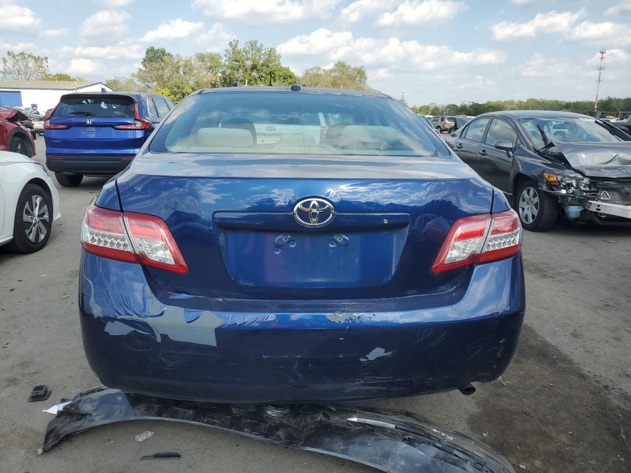 2010 Toyota Camry Base VIN: 4T1BF3EK9AU515197 Lot: 81586915