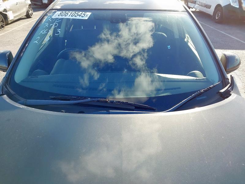 2009 MAZDA 3 TS2 