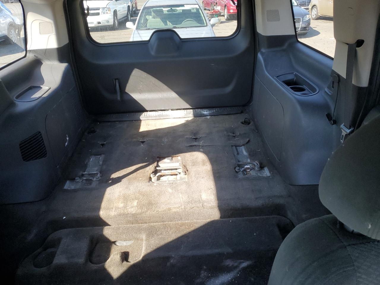 2007 GMC Yukon VIN: 1GKFK13047J128000 Lot: 81694855