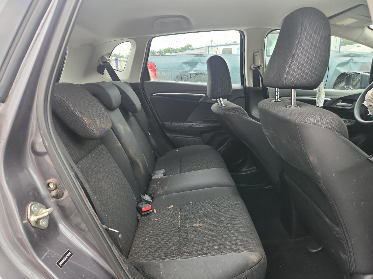 2015 Honda Fit Lx VIN: 3HGGK5H52FM719280 Lot: 82028475