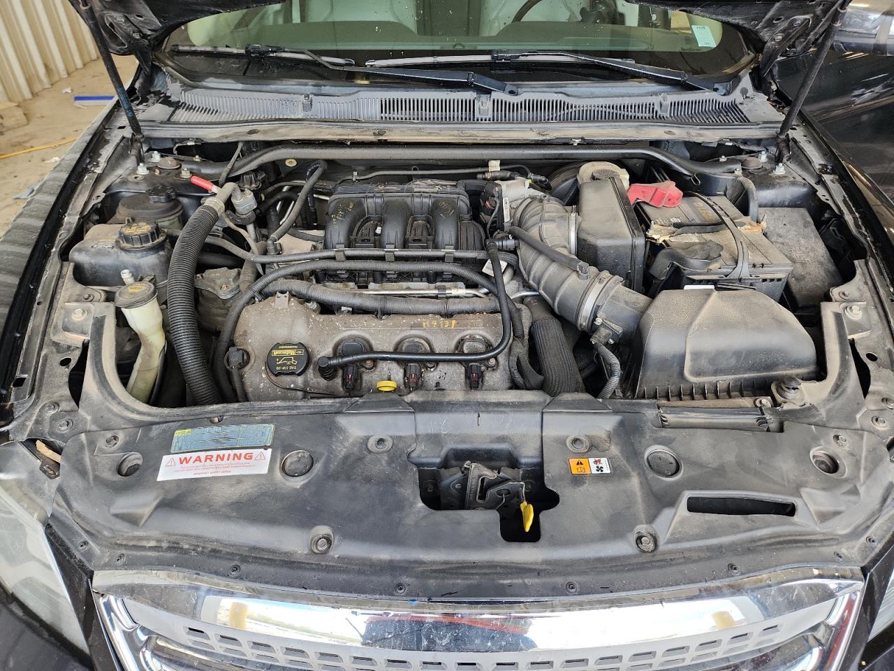 2011 Ford Taurus Limited VIN: 1FAHP2FW8BG169673 Lot: 82128105