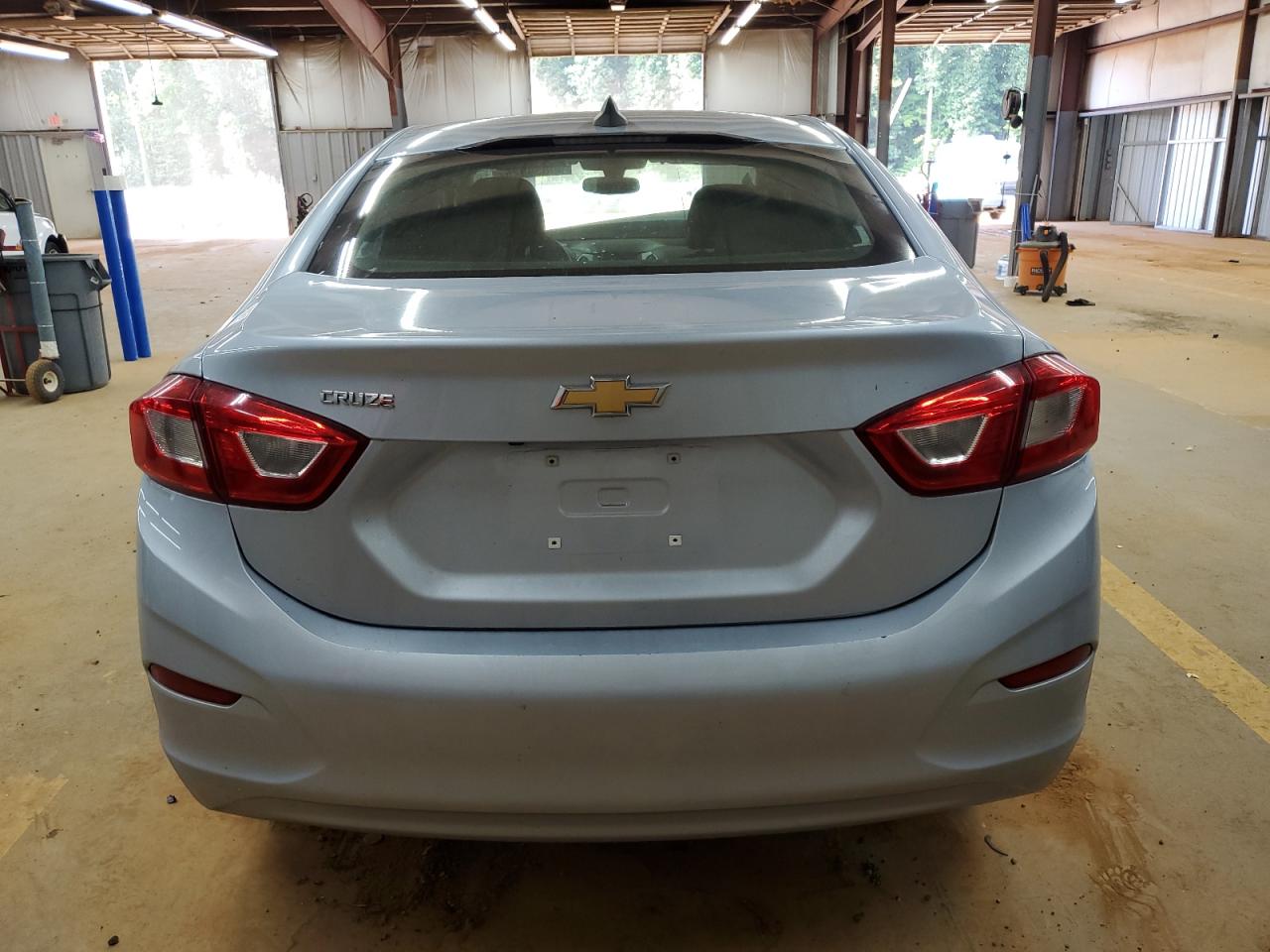 2018 Chevrolet Cruze Ls VIN: 1G1BC5SMXJ7208885 Lot: 80859825