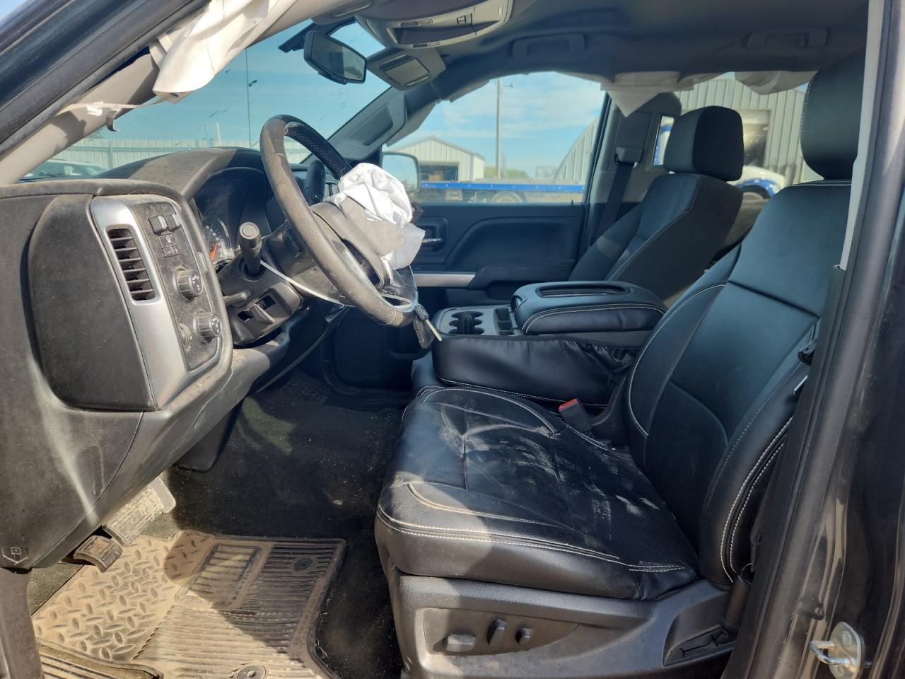 2017 Chevrolet Silverado K1500 Lt VIN: 3GCUKREC2HG401043 Lot: 81812125