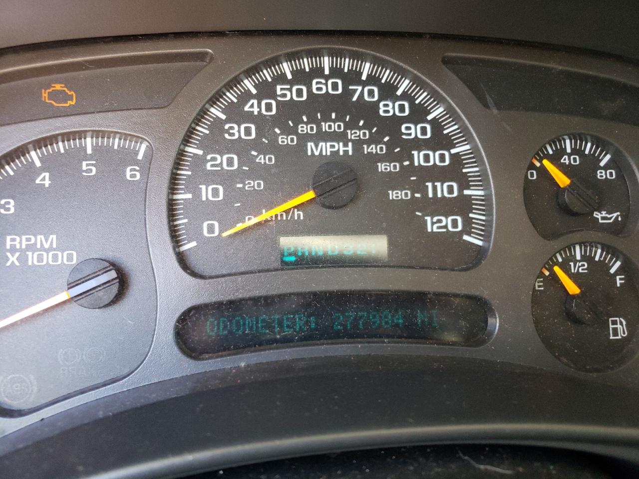 2004 Chevrolet Tahoe C1500 VIN: 1GNEC13VX4R179568 Lot: 81054895