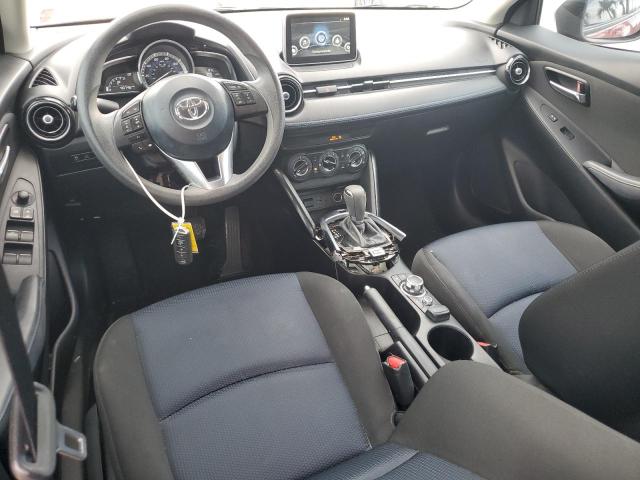  TOYOTA YARIS 2018 Czerwony
