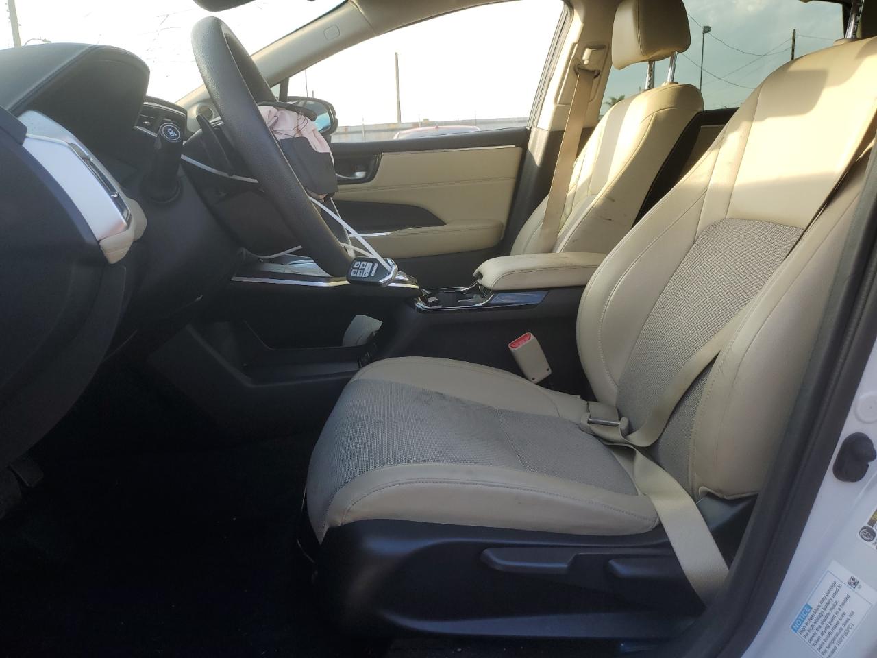 2018 Honda Clarity VIN: JHMZC5F15JC008802 Lot: 83840825