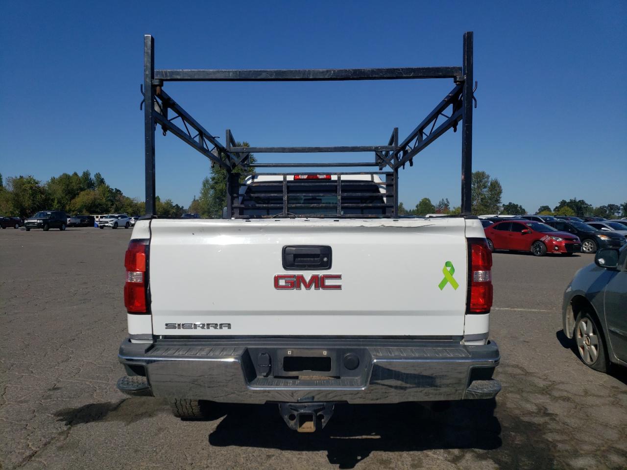 2019 GMC Sierra C2500 Heavy Duty VIN: 2GT21NEG0K1132059 Lot: 80211395