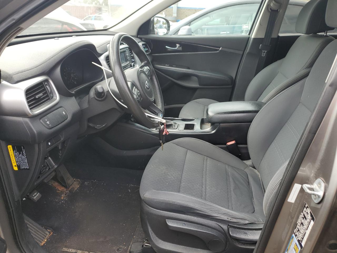 2017 Kia Sorento Lx VIN: 5XYPGDA58HG223453 Lot: 81396705