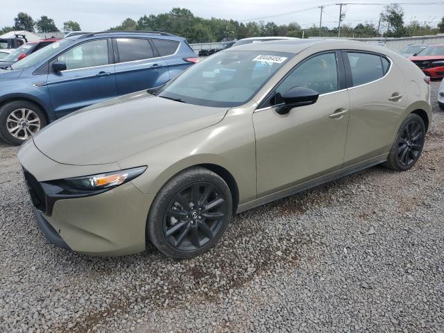  MAZDA 3 CARBON T 2024 Зеленый