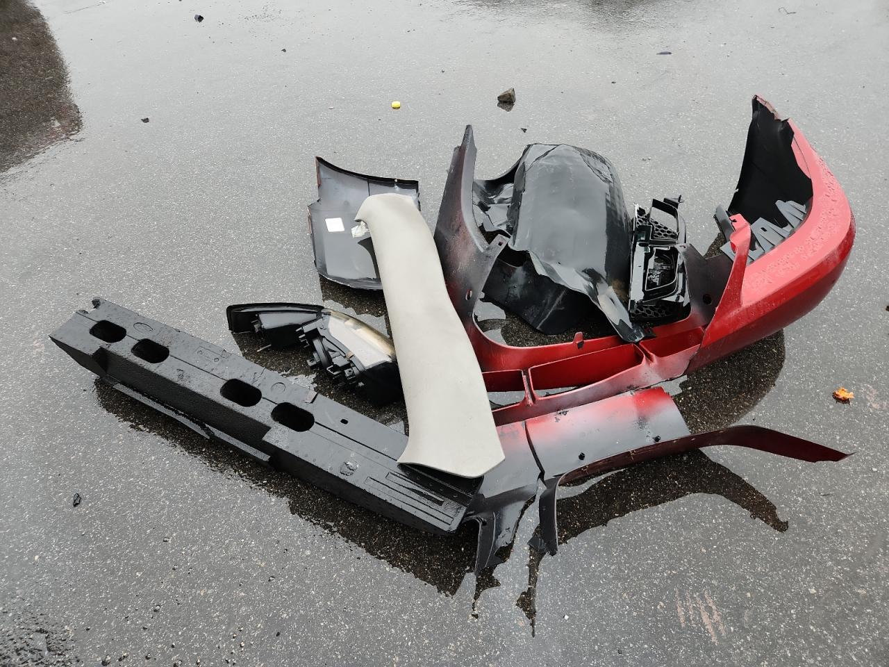 2001 Ford Mustang VIN: 1FAFP40441F179812 Lot: 81625275