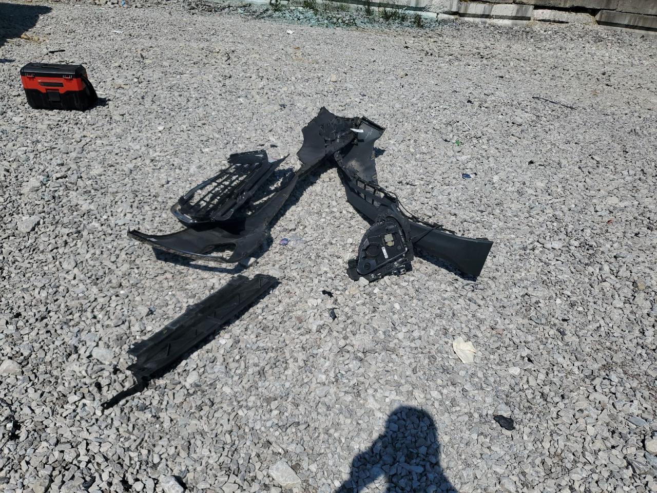 2018 Chevrolet Equinox Ls VIN: 3GNAXHEV0JL101991 Lot: 81845955