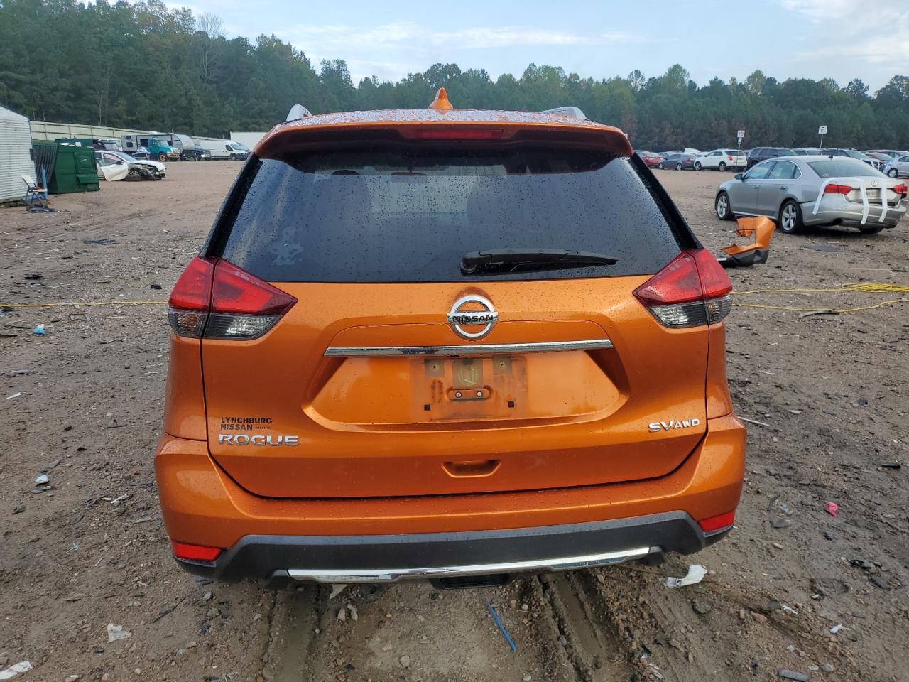 2017 Nissan Rogue S VIN: JN8AT2MV0HW263552 Lot: 81796085