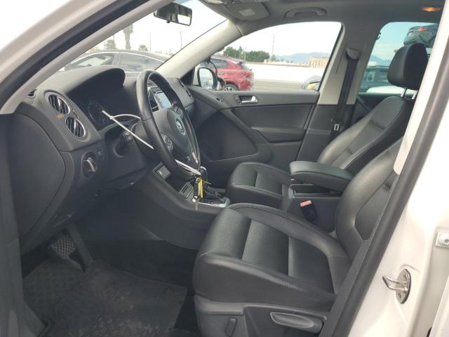 Parquets VOLKSWAGEN TIGUAN 2012 Biały