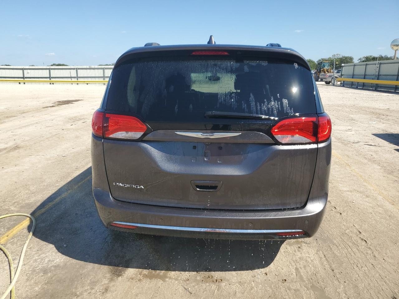 2017 Chrysler Pacifica Touring L VIN: 2C4RC1BG7HR544091 Lot: 84189345