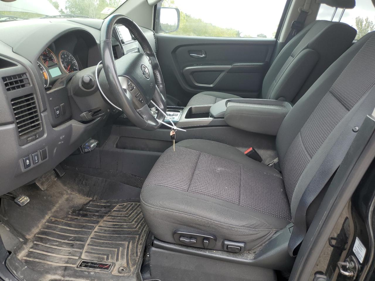 2015 Nissan Titan S VIN: 1N6AA0EC8FN513266 Lot: 81626875