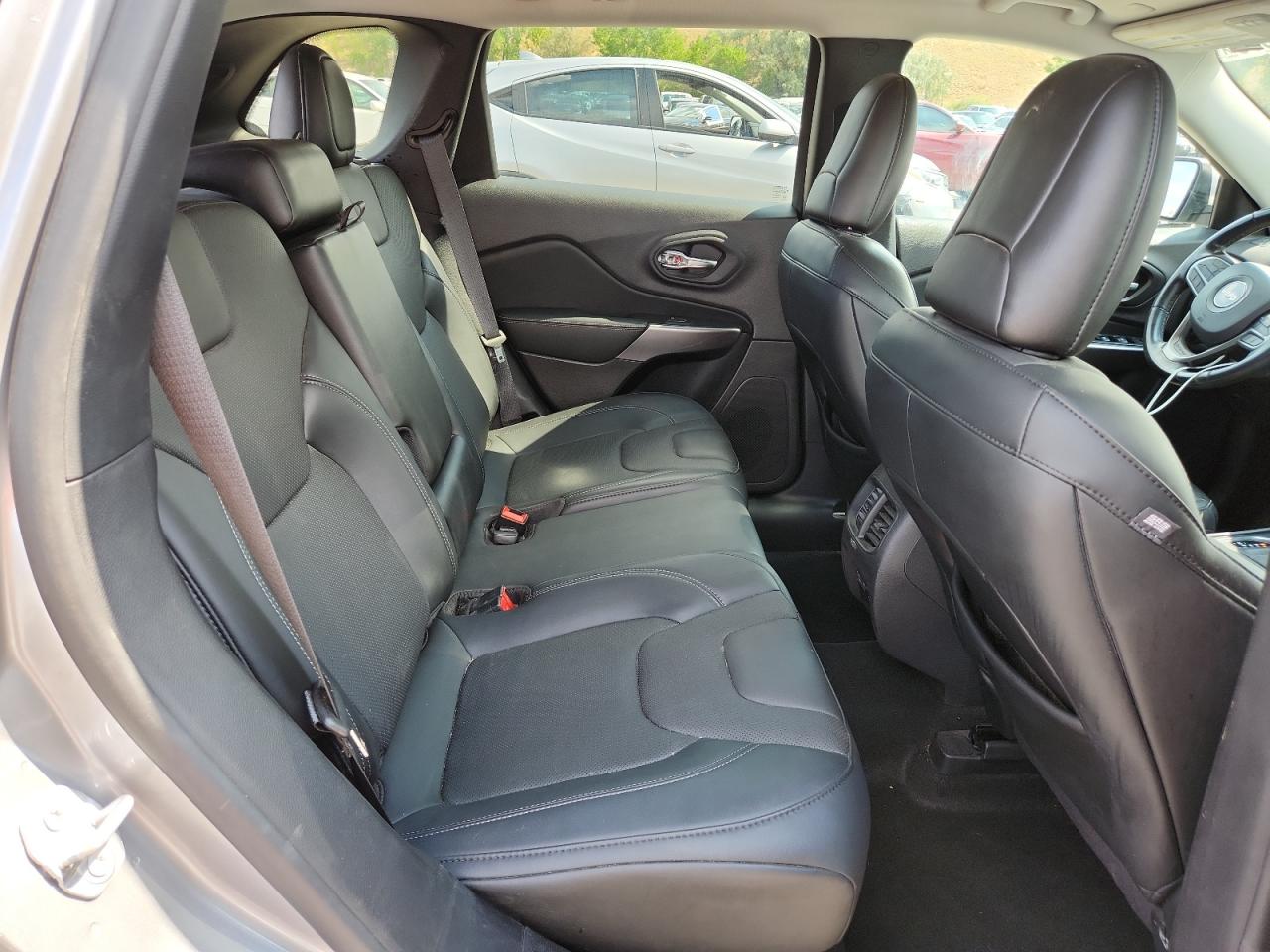 2021 Jeep Cherokee Latitude Lux VIN: 1C4PJMMX2MD210933 Lot: 72094305