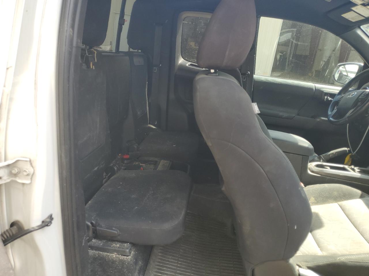 2020 Toyota Tacoma Access Cab VIN: 3TYSZ5AN6LT001956 Lot: 71068235