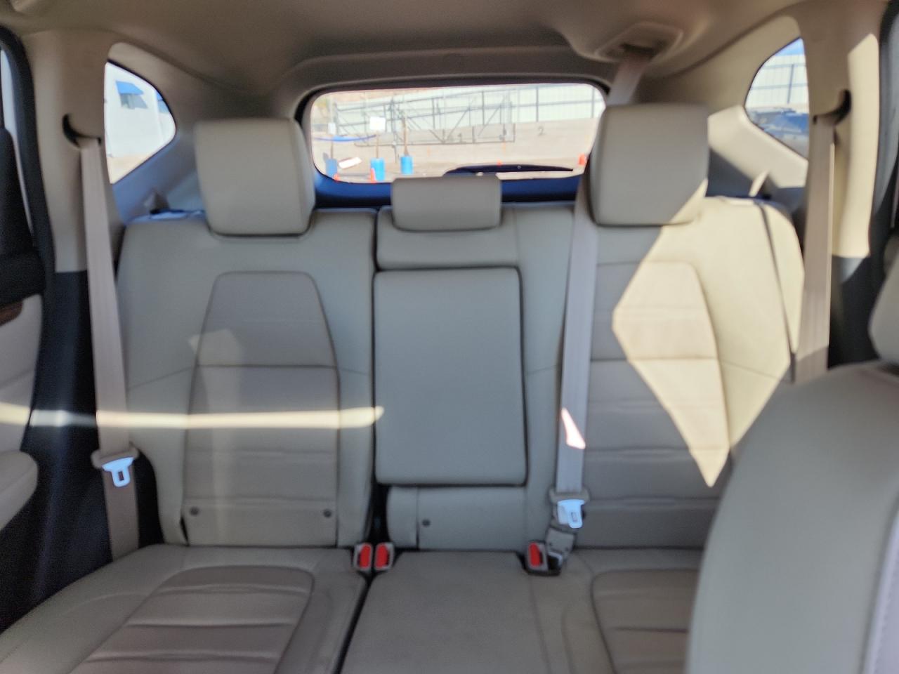 2022 Honda Cr-V Touring VIN: 7FARW2H90NE023702 Lot: 81407395