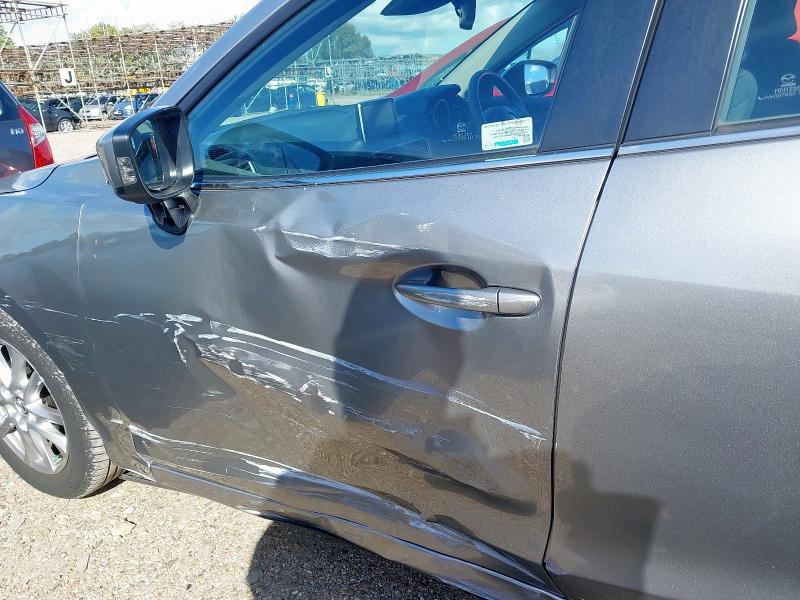 2014 MAZDA 3 SE 
