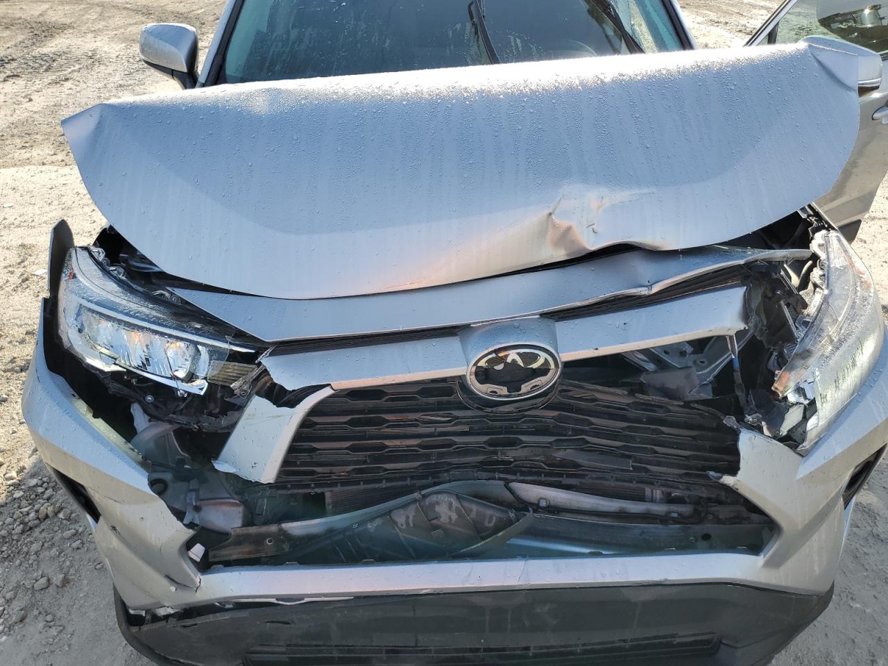 2020 Toyota Rav4 Xle VIN: 2T3W1RFV1LC069134 Lot: 83759405