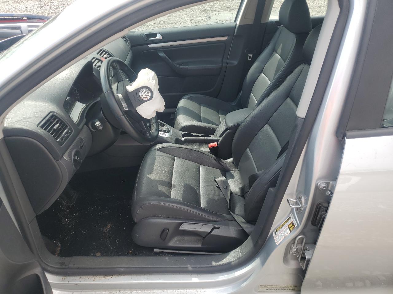 2008 Volkswagen Jetta Wolfsburg VIN: 3VWRJ71K08M173391 Lot: 81370135