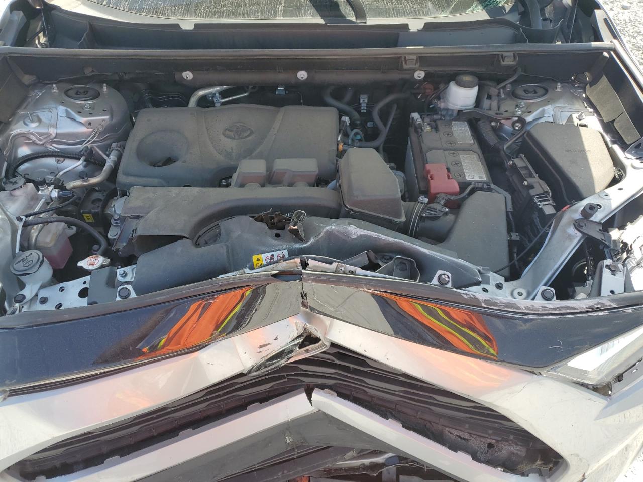 2024 Toyota Rav4 Xle Premium VIN: 2T3A1RFV7RW469698 Lot: 80865005