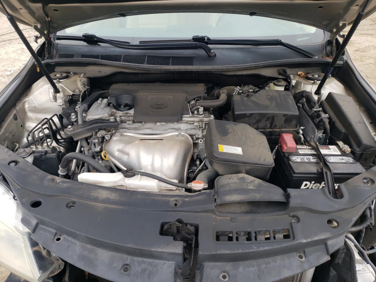 2016 Toyota Camry Le VIN: 4T1BF1FKXGU550472 Lot: 84206335