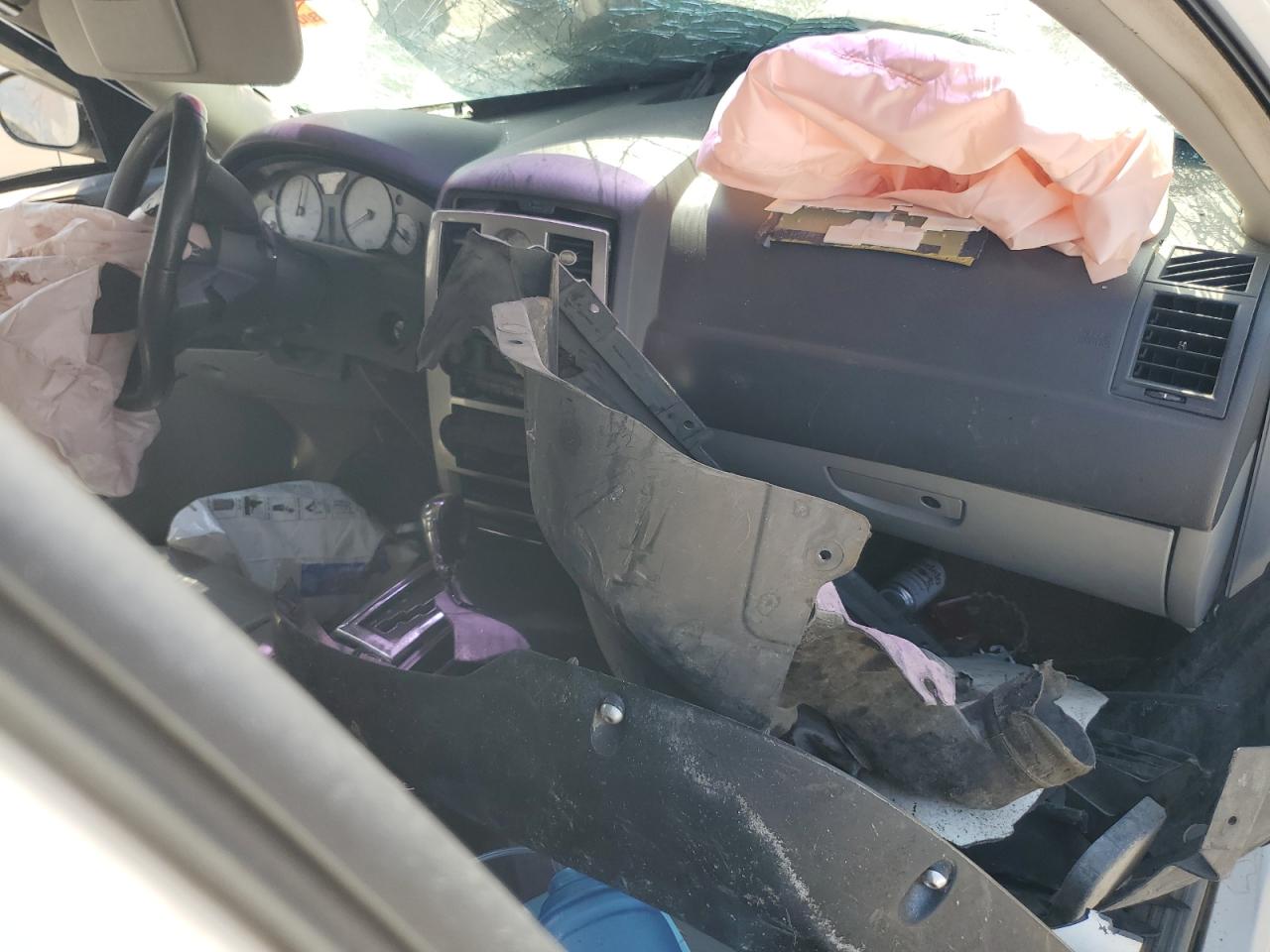 2006 Chrysler 300 Touring VIN: 2C3KA53GX6H466216 Lot: 81569645