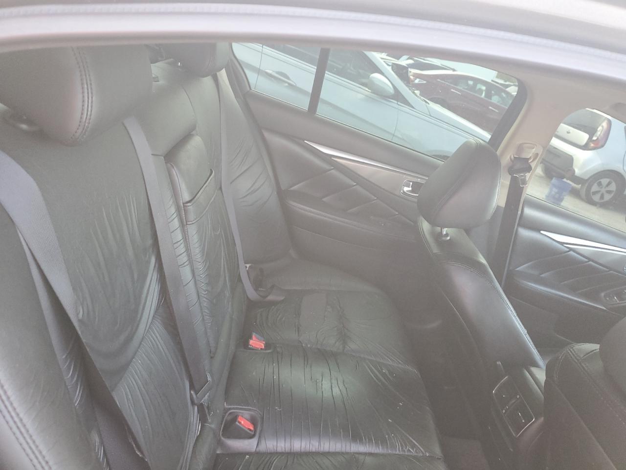 2015 Infiniti Q50 Base VIN: JN1BV7AP7FM332813 Lot: 81290025