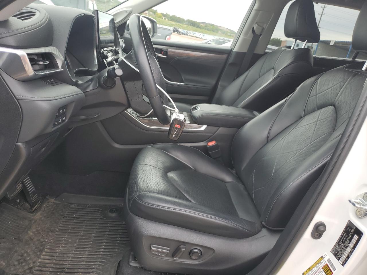 2022 Toyota Highlander Hybrid Platinum VIN: 5TDEBRCH6NS083573 Lot: 81502655