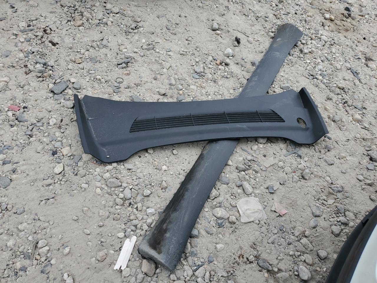 2022 Tesla Model Y VIN: 7SAYGDEE3NF400365 Lot: 80597855