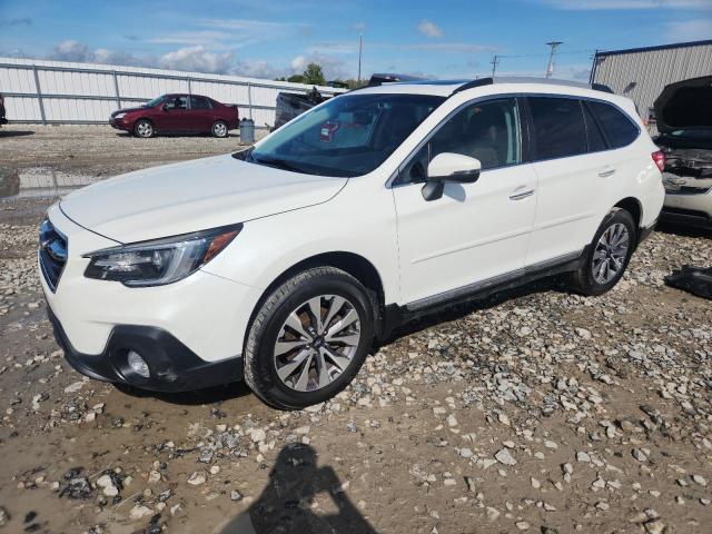  SUBARU OUTBACK 2018 Biały