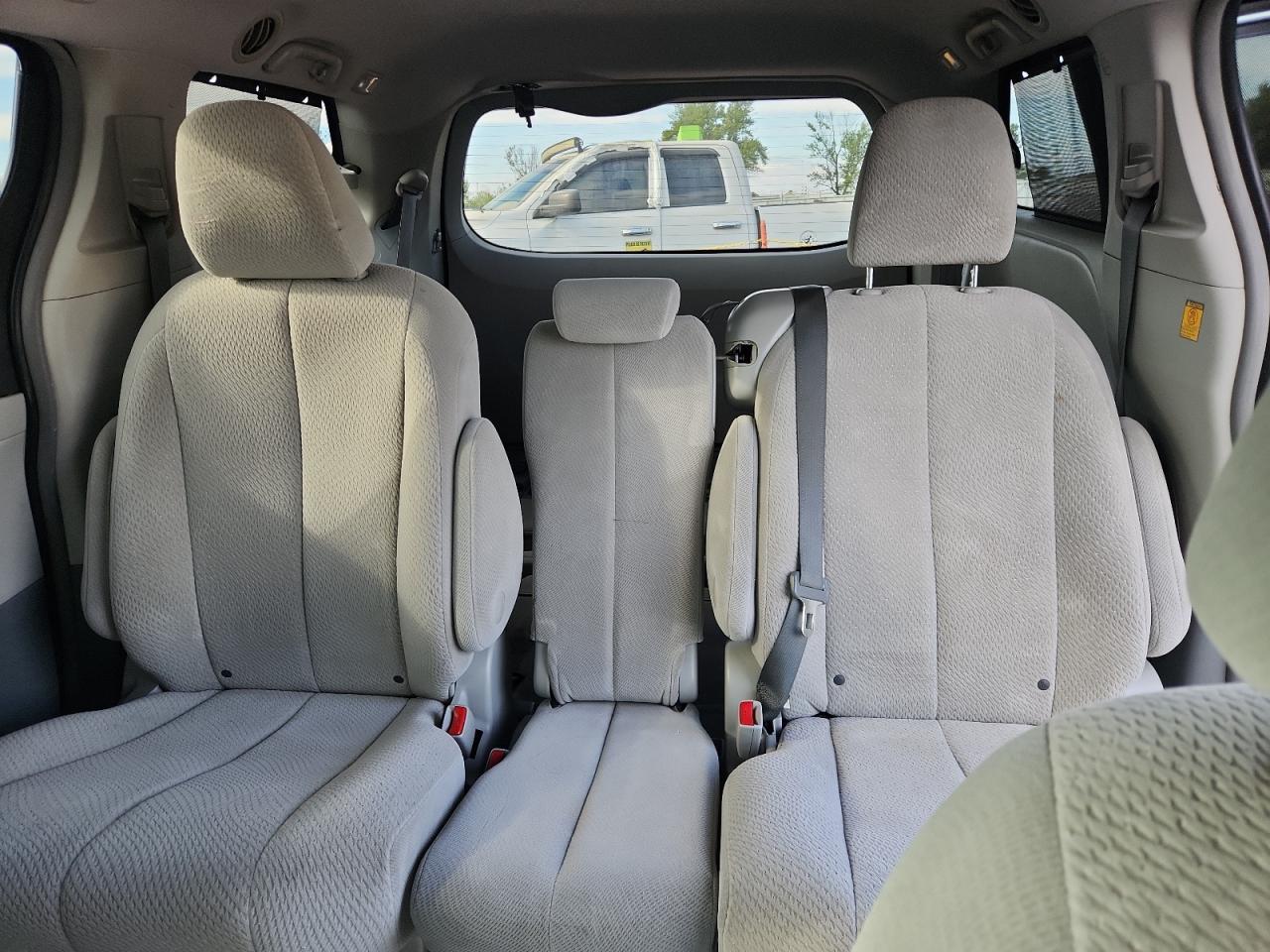 2013 Toyota Sienna Le VIN: 5TDKK3DC0DS379299 Lot: 81824495
