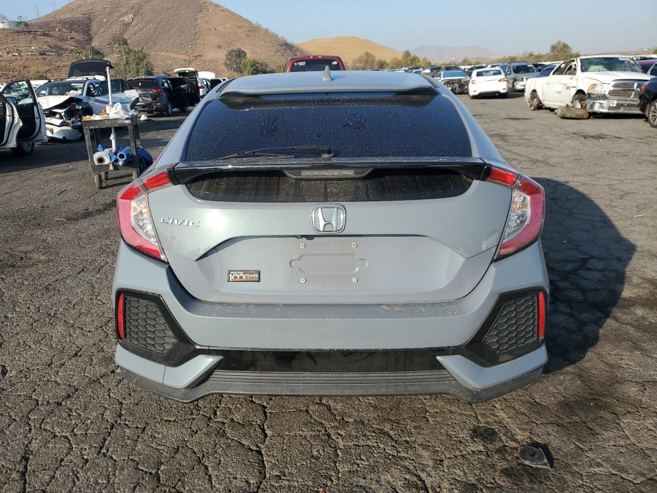 2018 Honda Civic Ex VIN: SHHFK7H59JU422556 Lot: 81883095