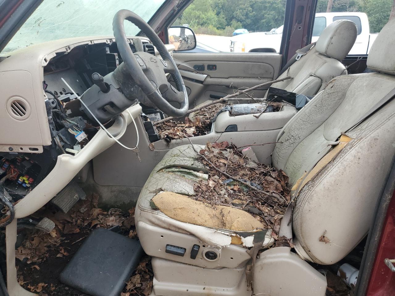 2005 Chevrolet Suburban K1500 VIN: 3GNFK16Z95G113939 Lot: 81970295