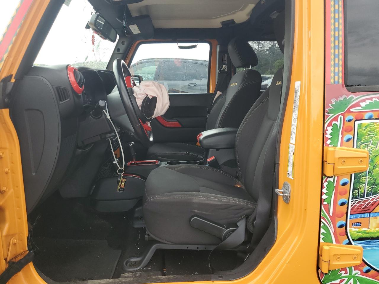 2013 Jeep Wrangler Unlimited Sahara VIN: 1C4HJWEGXDL515262 Lot: 81664305