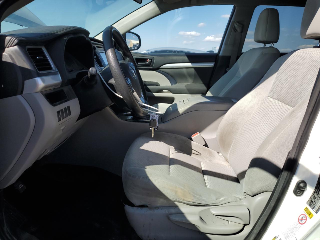 2016 Toyota Highlander Le VIN: 5TDBKRFH0GS306515 Lot: 83833875