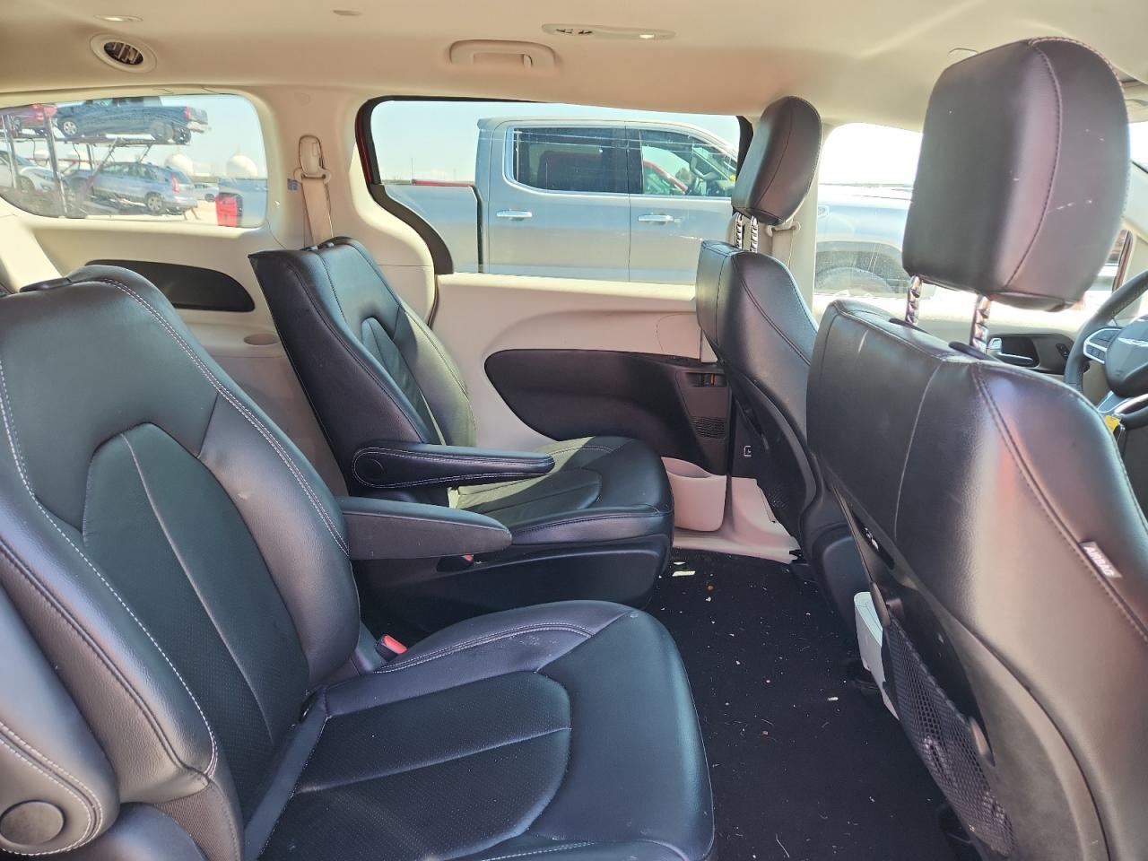 2022 Chrysler Pacifica Hybrid Touring L VIN: 2C4RC1L78NR156149 Lot: 84203635