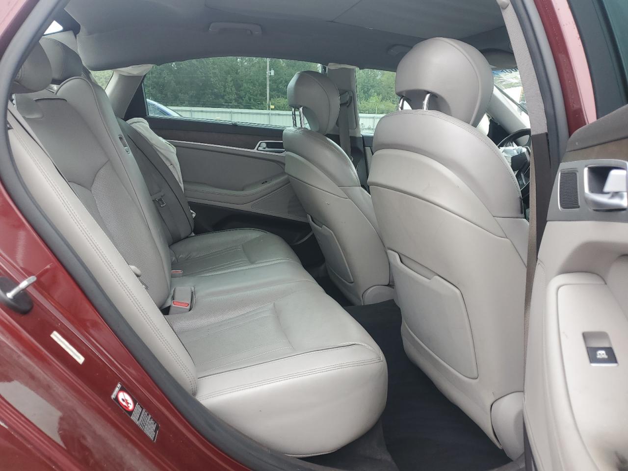 2015 Hyundai Genesis 5.0L VIN: KMHGN4JF6FU067452 Lot: 83856535