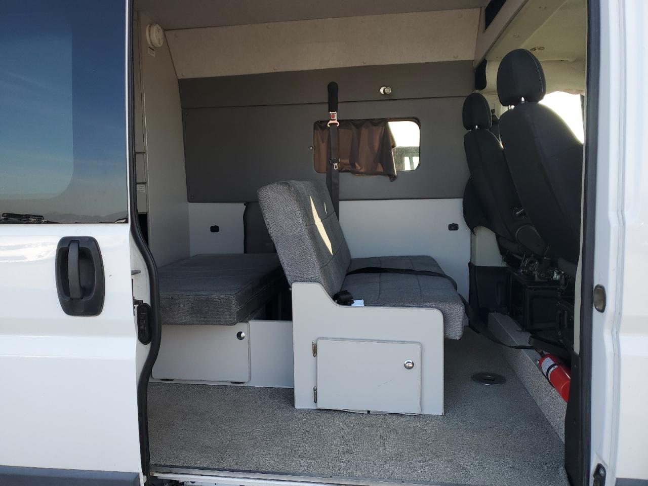 2018 Ram Promaster 2500 2500 High VIN: 3C6TRVDG2JE147959 Lot: 81510515