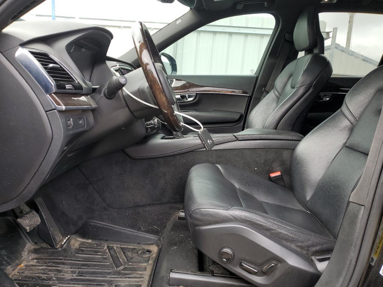 2016 Volvo Xc90 T6 VIN: YV4A22PK7G1036609 Lot: 82119875