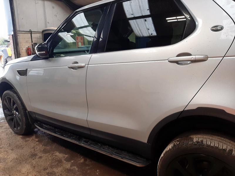 2019 LAND ROVER DISCOVERY LUXURY HSE SDV6 