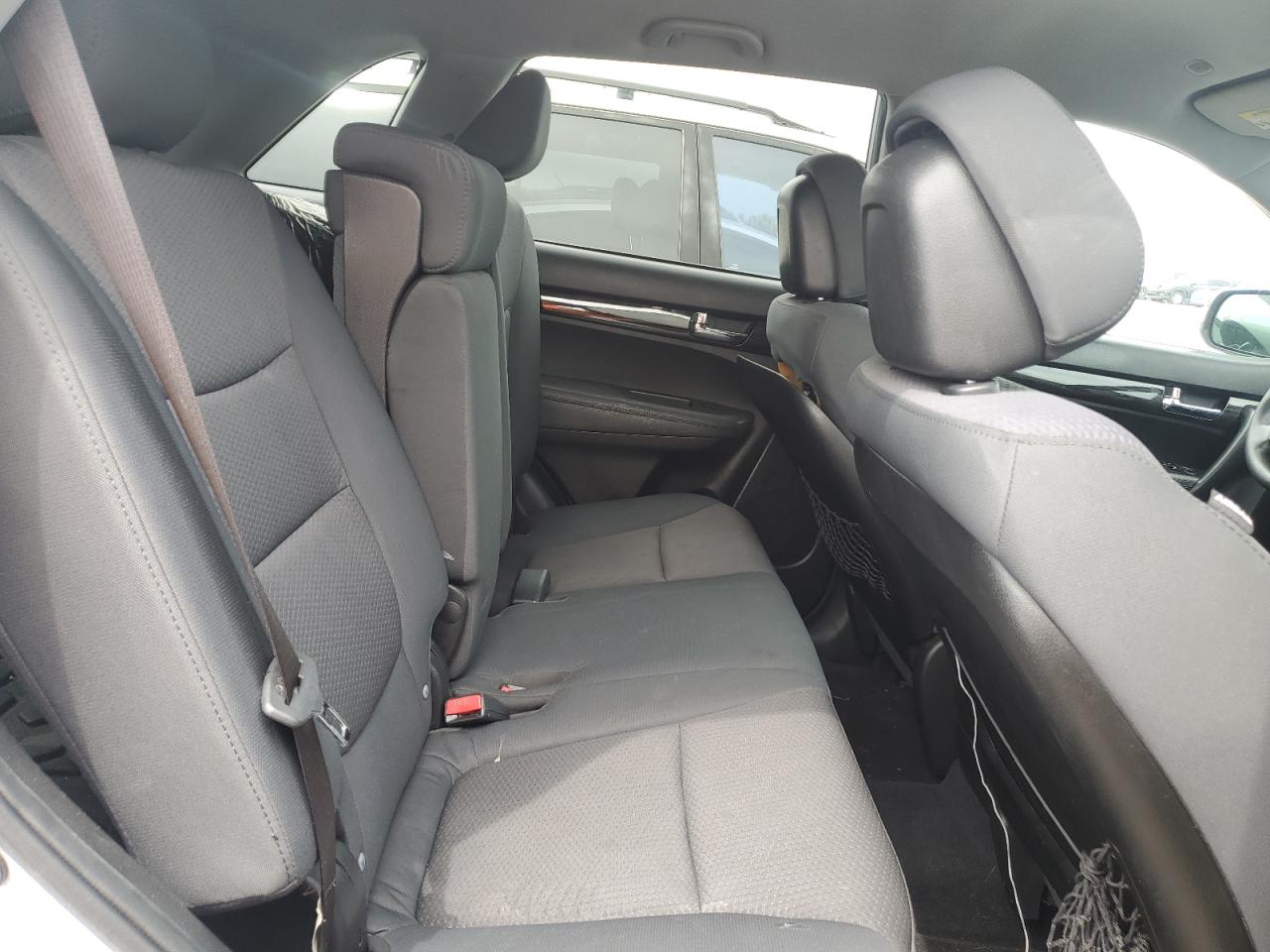 2012 Kia Sorento Base VIN: 5XYKT3A10CG301973 Lot: 70713075